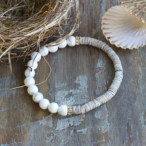 6mm Howlite and Shell Bracelet